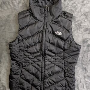 The North Face Aconcagua II Down Vest Women's Medium Black 550-Fill Puffer Gilet